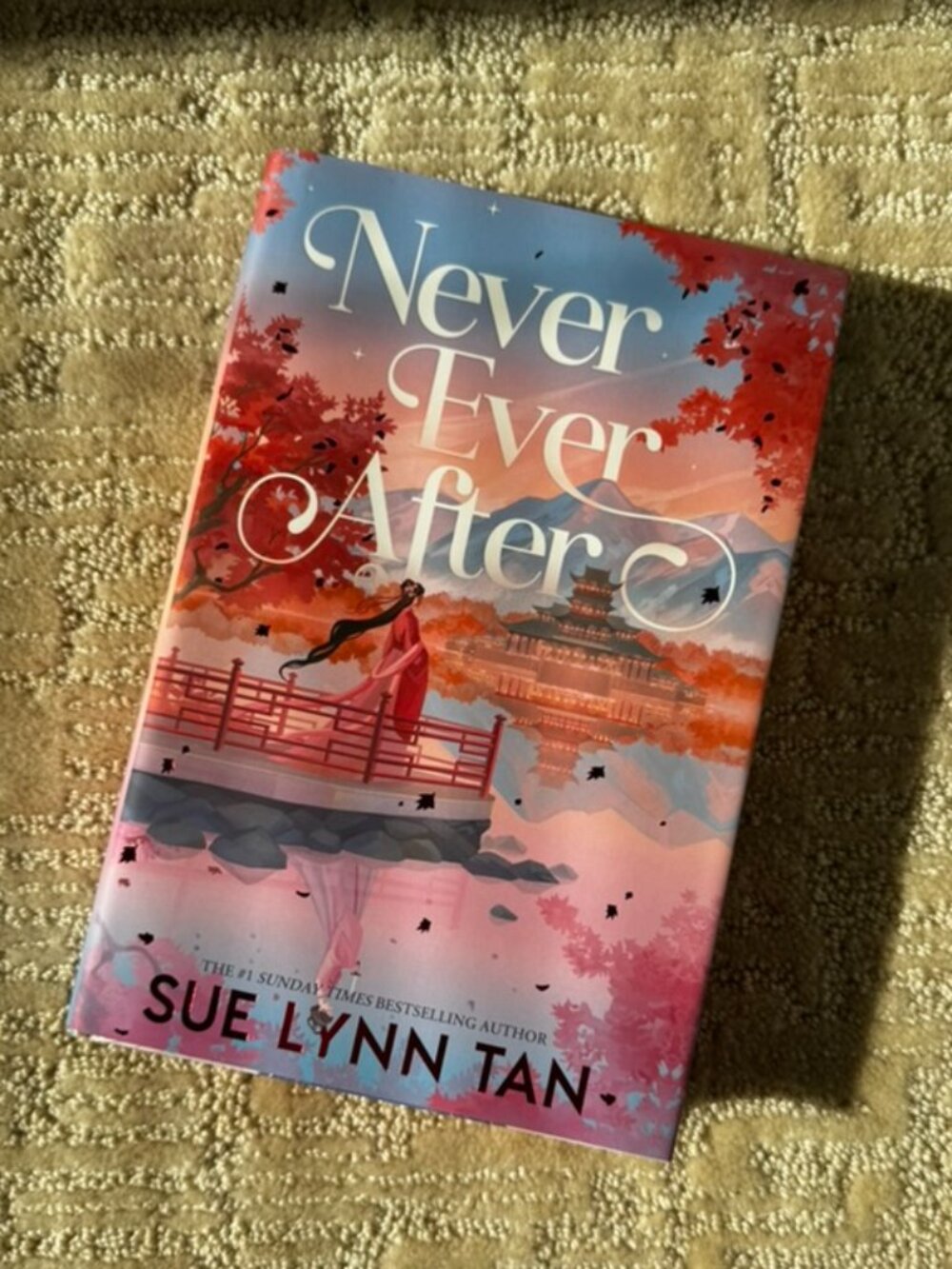 Never Ever After Sue Lynn Tan FairyLoot Exclusive Edition Sprayed Edges